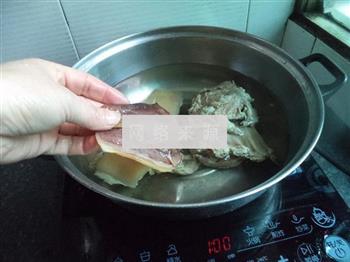 墨鱼羊肉汤怎么做，墨鱼羊肉汤怎么做好吃，墨鱼羊肉汤做法