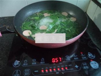 菠菜火腿汤怎么做，菠菜火腿汤怎么做好吃，菠菜火腿汤做法