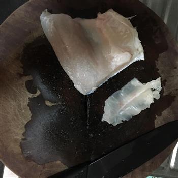 鲈鱼酸菜鱼怎么做，鲈鱼酸菜鱼怎么做好吃，鲈鱼酸菜鱼做法