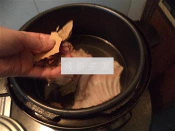 清爽羊排汤怎么做，清爽羊排汤怎么做好吃，清爽羊排汤做法