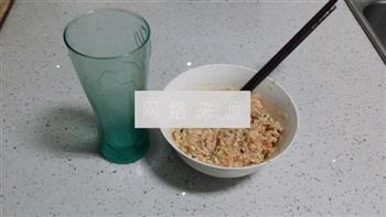 菠菜鸡肉丸子汤怎么做，菠菜鸡肉丸子汤怎么做好吃，菠菜鸡肉丸子汤做法