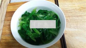 菠菜鸡肉丸子汤怎么做，菠菜鸡肉丸子汤怎么做好吃，菠菜鸡肉丸子汤做法