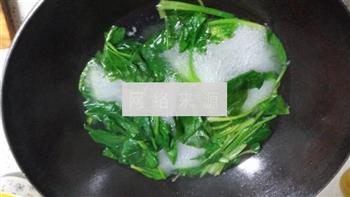 菠菜鸡肉丸子汤怎么做，菠菜鸡肉丸子汤怎么做好吃，菠菜鸡肉丸子汤做法