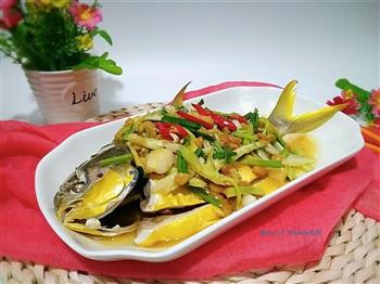香辣普宁豆酱蒸鲳鱼怎么做，香辣普宁豆酱蒸鲳鱼怎么做好吃，香辣普宁豆酱蒸鲳鱼做法