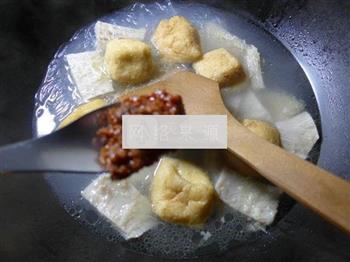 油豆腐粉丝牛肚汤怎么做，油豆腐粉丝牛肚汤怎么做好吃，油豆腐粉丝牛肚汤做法
