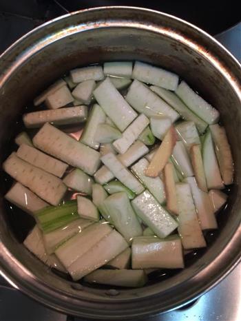 油泼鱼片怎么做，油泼鱼片怎么做好吃，油泼鱼片做法