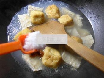 油豆腐粉丝牛肚汤怎么做，油豆腐粉丝牛肚汤怎么做好吃，油豆腐粉丝牛肚汤做法