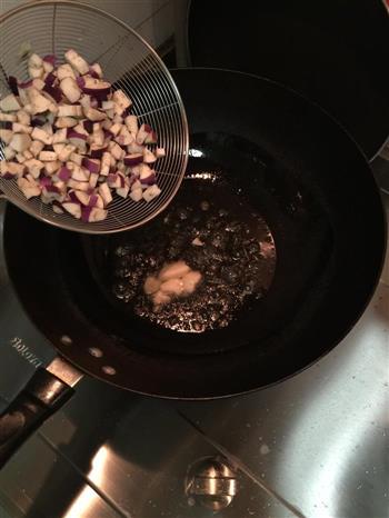 油泼鱼片怎么做，油泼鱼片怎么做好吃，油泼鱼片做法