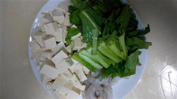 小白菜虾仁豆腐汤怎么做，小白菜虾仁豆腐汤怎么做好吃，小白菜虾仁豆腐汤做法