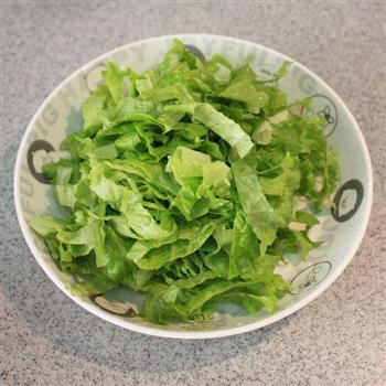 芋头生菜汤怎么做，芋头生菜汤怎么做好吃，芋头生菜汤做法
