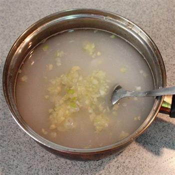 芋头生菜汤怎么做，芋头生菜汤怎么做好吃，芋头生菜汤做法