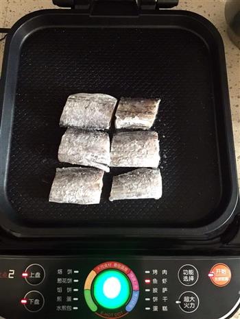 香煎带鱼段怎么做，香煎带鱼段怎么做好吃，香煎带鱼段做法