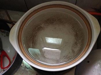 莲子花生排骨汤怎么做，莲子花生排骨汤怎么做好吃，莲子花生排骨汤做法