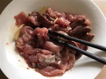 生滚猪肝瘦肉菠菜根汤怎么做，生滚猪肝瘦肉菠菜根汤怎么做好吃，生滚猪肝瘦肉菠菜根汤做法