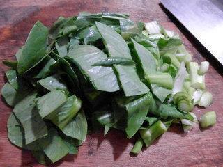 菜芯红豆年糕汤怎么做，菜芯红豆年糕汤怎么做好吃，菜芯红豆年糕汤做法