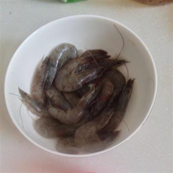 蒜香芝士烤虾怎么做，蒜香芝士烤虾怎么做好吃，蒜香芝士烤虾做法
