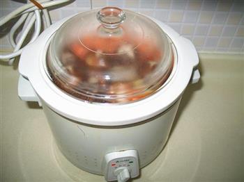 香菇胡萝卜棒骨汤怎么做，香菇胡萝卜棒骨汤怎么做好吃，香菇胡萝卜棒骨汤做法