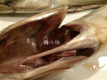 黑椒盐烤鲭鱼Mackerel怎么做，黑椒盐烤鲭鱼Mackerel怎么做好吃，黑椒盐烤鲭鱼Mackerel做法