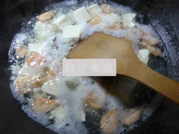 咸味虾花螺豆腐汤怎么做，咸味虾花螺豆腐汤怎么做好吃，咸味虾花螺豆腐汤做法