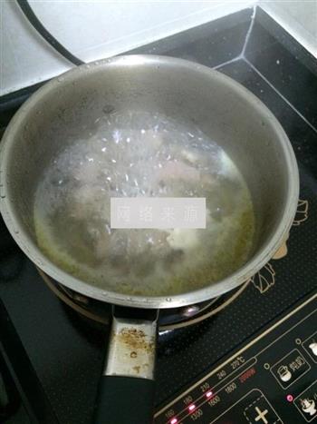 艾草瘦肉汤怎么做，艾草瘦肉汤怎么做好吃，艾草瘦肉汤做法
