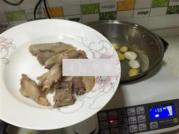 马蹄粟米腊鸡汤怎么做，马蹄粟米腊鸡汤怎么做好吃，马蹄粟米腊鸡汤做法