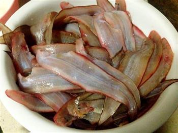 香煎玉秃鱼怎么做，香煎玉秃鱼怎么做好吃，香煎玉秃鱼做法