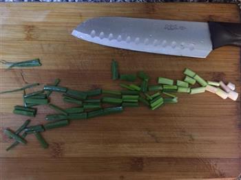 青红椒鲫鱼怎么做，青红椒鲫鱼怎么做好吃，青红椒鲫鱼做法
