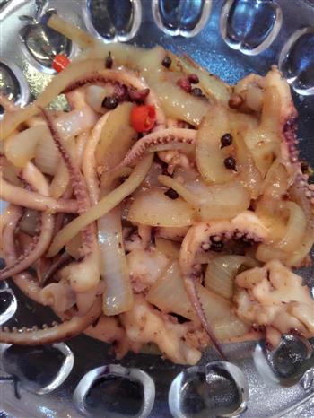 麻辣鱿鱼怎么做，麻辣鱿鱼怎么做好吃，麻辣鱿鱼做法