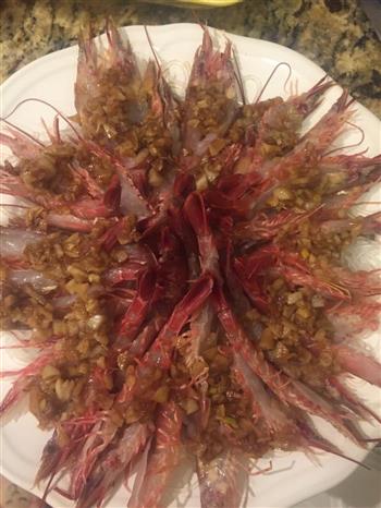 粤菜-蒜蓉粉丝蒸开边虾怎么做，粤菜-蒜蓉粉丝蒸开边虾怎么做好吃，粤菜-蒜蓉粉丝蒸开边虾做法