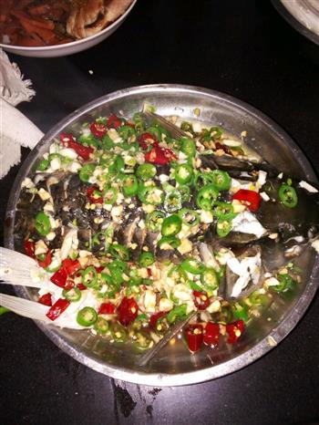 清蒸蒜香草鱼怎么做，清蒸蒜香草鱼怎么做好吃，清蒸蒜香草鱼做法