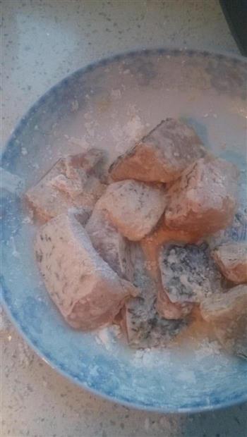香煎胖头鱼怎么做，香煎胖头鱼怎么做好吃，香煎胖头鱼做法