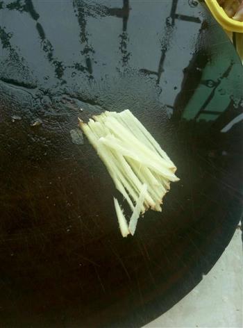 香煎太阳鱼怎么做，香煎太阳鱼怎么做好吃，香煎太阳鱼做法