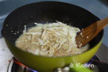 银鱼仔蒸丝瓜怎么做，银鱼仔蒸丝瓜怎么做好吃，银鱼仔蒸丝瓜做法