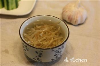 银鱼仔蒸丝瓜怎么做，银鱼仔蒸丝瓜怎么做好吃，银鱼仔蒸丝瓜做法