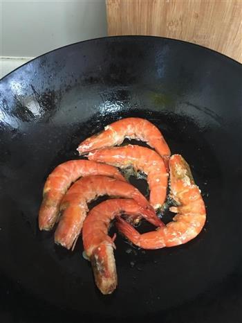 油焖海虾怎么做，油焖海虾怎么做好吃，油焖海虾做法