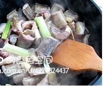 滑腻腻-鲇鱼汆豆腐怎么做，滑腻腻-鲇鱼汆豆腐怎么做好吃，滑腻腻-鲇鱼汆豆腐做法