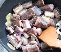 滑腻腻-鲇鱼汆豆腐怎么做，滑腻腻-鲇鱼汆豆腐怎么做好吃，滑腻腻-鲇鱼汆豆腐做法