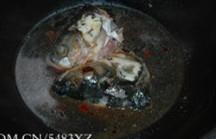 焖烧鱼头怎么做，焖烧鱼头怎么做好吃，焖烧鱼头做法