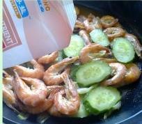 美味啤酒虾怎么做，美味啤酒虾怎么做好吃，美味啤酒虾做法