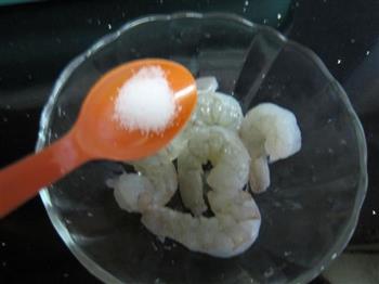 上汤豆苗虾怎么做，上汤豆苗虾怎么做好吃，上汤豆苗虾做法
