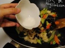 五彩熘鱼片怎么做，五彩熘鱼片怎么做好吃，五彩熘鱼片做法