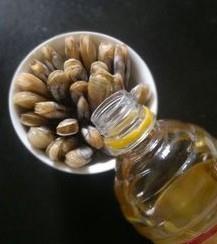 蛏子倒笃蒸怎么做，蛏子倒笃蒸怎么做好吃，蛏子倒笃蒸做法