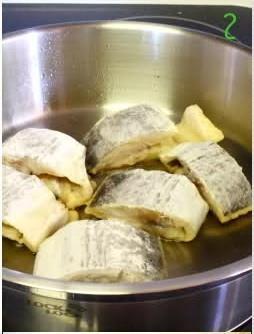 干煎盐酥带鱼怎么做，干煎盐酥带鱼怎么做好吃，干煎盐酥带鱼做法
