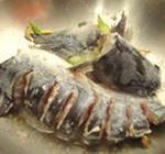 大蒜泡椒焖鲇鱼怎么做，大蒜泡椒焖鲇鱼怎么做好吃，大蒜泡椒焖鲇鱼做法