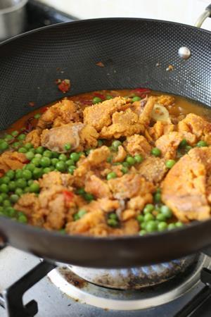 青豆鱼籽煲怎么做，青豆鱼籽煲怎么做好吃，青豆鱼籽煲做法