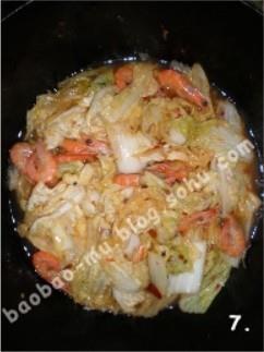 香辣河虾炖白菜怎么做，香辣河虾炖白菜怎么做好吃，香辣河虾炖白菜做法