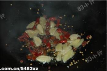 焖烧腊鱼怎么做，焖烧腊鱼怎么做好吃，焖烧腊鱼做法