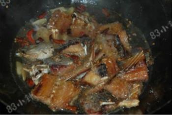 焖烧腊鱼怎么做，焖烧腊鱼怎么做好吃，焖烧腊鱼做法