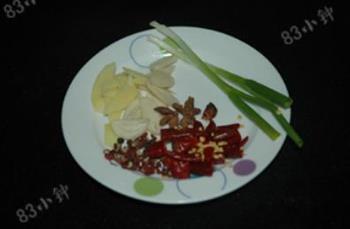 焖烧腊鱼怎么做，焖烧腊鱼怎么做好吃，焖烧腊鱼做法