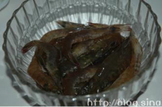 蒜香盐酥虾怎么做，蒜香盐酥虾怎么做好吃，蒜香盐酥虾做法